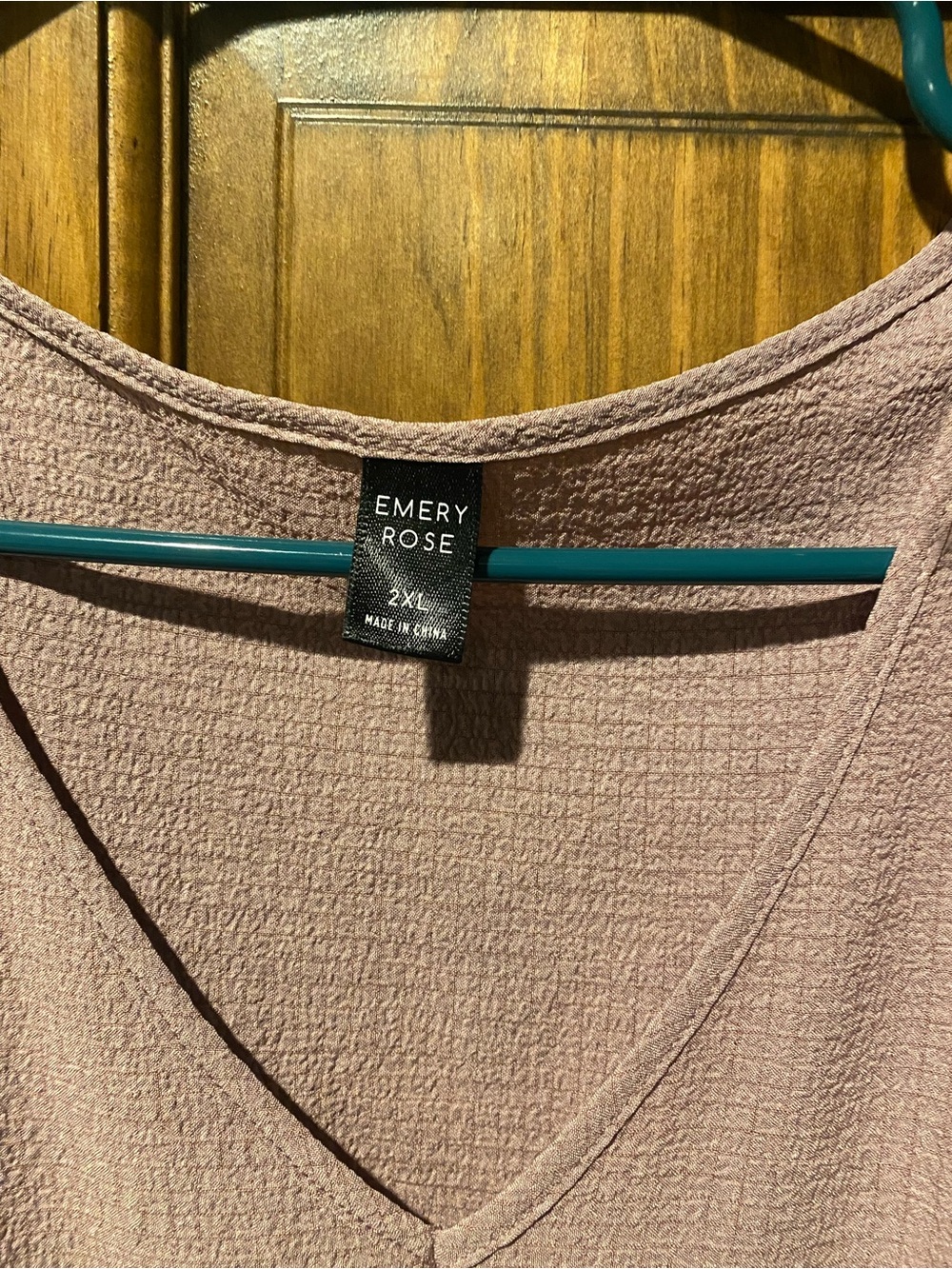 Emery Rose Mauve V-Neck Textured dress
